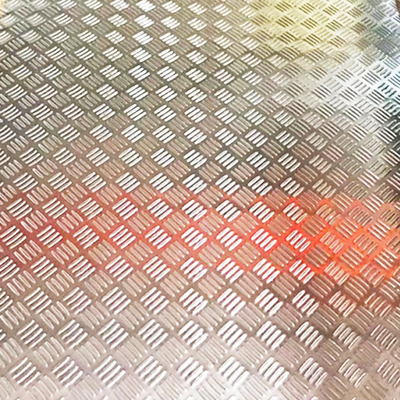 ASME SA240 316 Checkered Plate For Floor Top-Notch Stainless Steel Material For Construction Projects